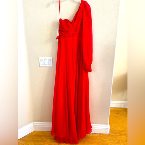 Mac Duggal Red Flowy One Sleeve Chiffon Gown Maxi Dress NWT 0 - Picture 8 of 12